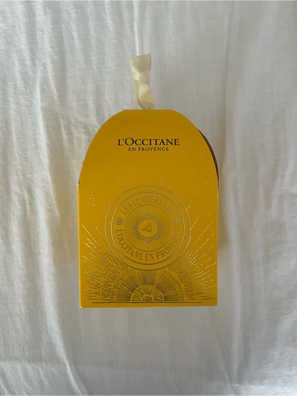 L'Occitane Fleurs De Cerisier Cherry Blossom Body Care Gift Set